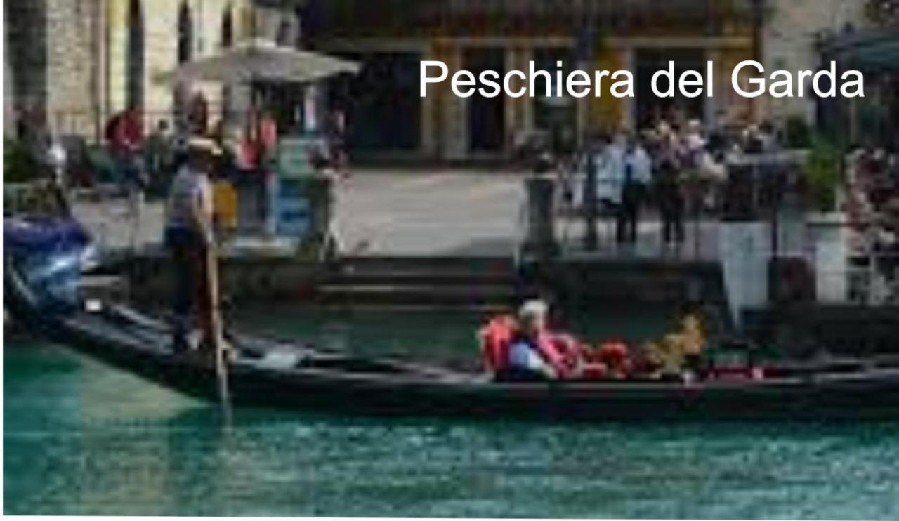 Appartamento "Il Vicolo" Πεσκιέρα ντελ Γκάρντα Εξωτερικό φωτογραφία